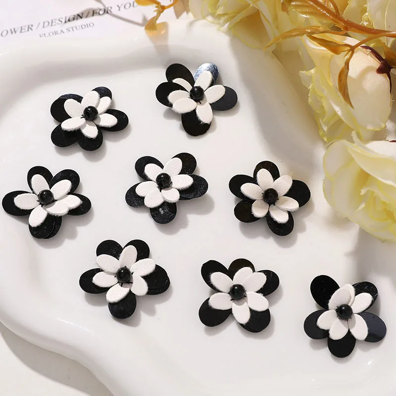 10 шт., черно-белая нашивка с блестками и хризантемой, аппликация, наклейка, материал «сделай сам», аксессуары, наклейка для обуви, нашивки для одежды 
10 шт., черно-белая нашивка с блестками и хризантемой, аппликация, наклейка, материал «сделай сам», аксессуары, наклейка для обуви, нашивки для одежды
