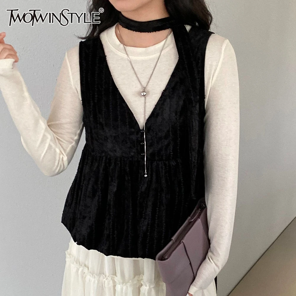 TWOTWINSTYLE Solid Spliced Folds Chic T Shirt Female O Neck Long Sleeve Loose Korean Basics Women's T Shirts Autumn Fashion New
TWOTWINSTYLE Solid Spliced Folds Chic T Shirt Female O Neck Long Sleeve Loose Korean Basics Women's T Shirts Autumn Fashion New