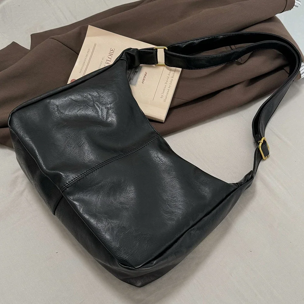 Retro Tote Bag College Style Versatile Large Capacity Shoulder Bag Commuting Women Student Crossbody Korean Tote Bag Handbags
Retro Tote Bag College Style Versatile Large Capacity Shoulder Bag Commuting Women Student Crossbody Korean Tote Bag Handbags