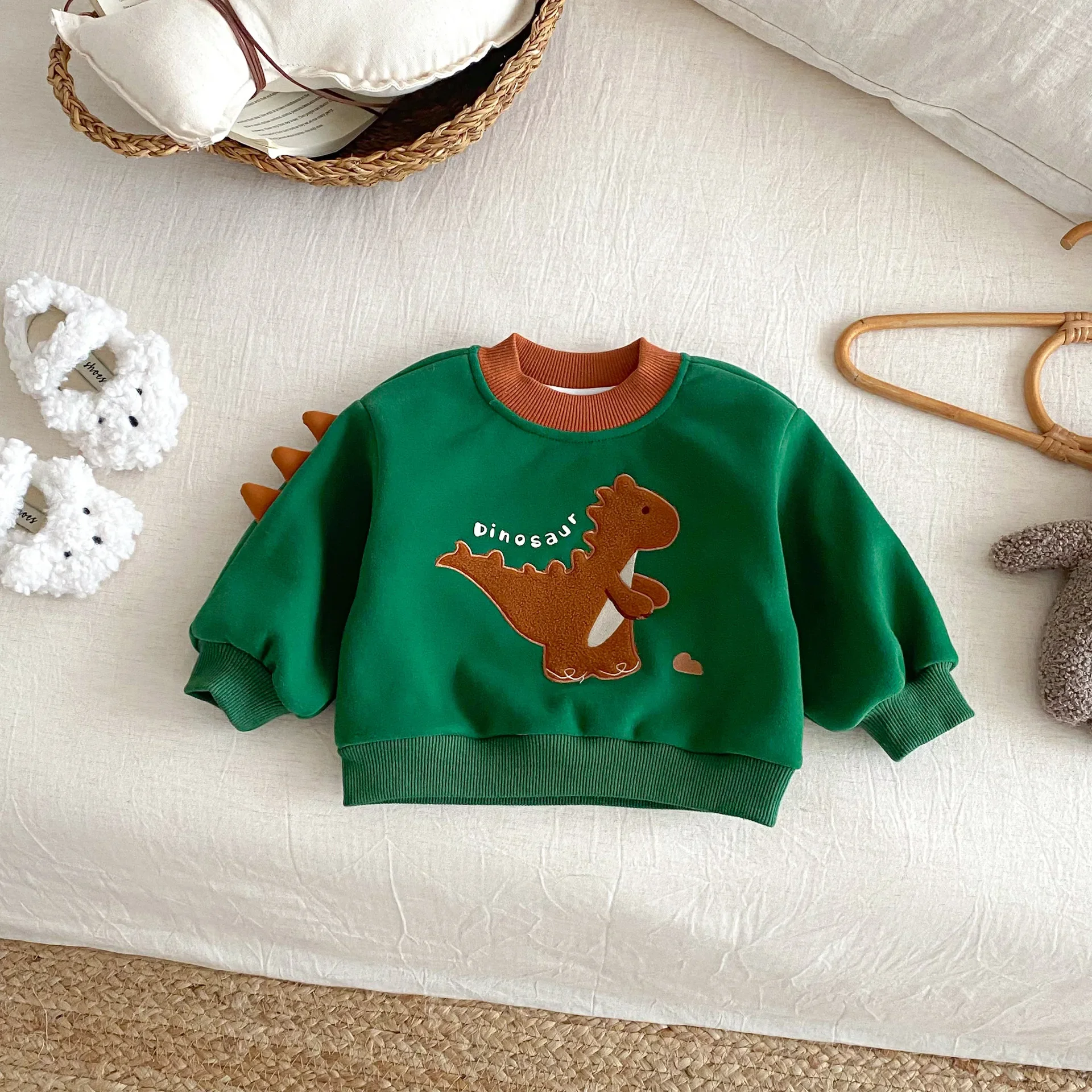 Winter Korean-Style Dinosaur Pullover Fleece Lined Appliqued for Toddler Boy Baby Sweatershirt
Winter Korean-Style Dinosaur Pullover Fleece Lined Appliqued for Toddler Boy Baby Sweatershirt