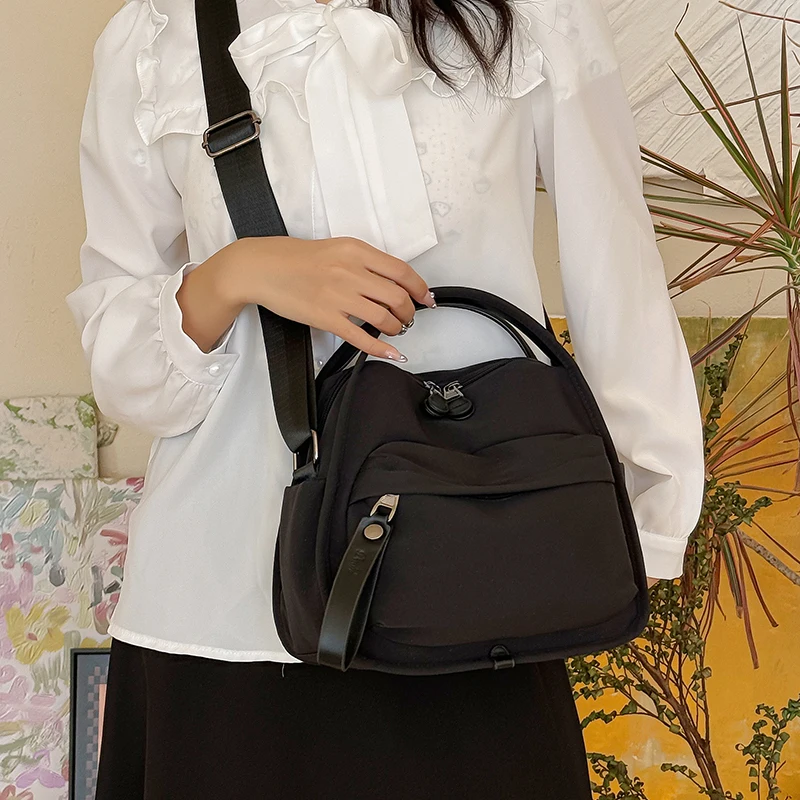 Crossbody Bag for Women Solid Color Shoulder Handbag Zipper Closure Casual Purse Tote Handbag Crossbody Handbag for Daily Use
Crossbody Bag for Women Solid Color Shoulder Handbag Zipper Closure Casual Purse Tote Handbag Crossbody Handbag for Daily Use