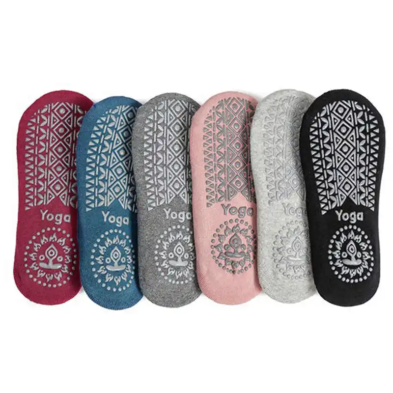 Yoga Socks Women Professional Silicone Anti-slip Ballet Pilates Socks Backless Breathable Cotton Gym Fitness Dance Sports Socks
Yoga Socks Women Professional Silicone Anti-slip Ballet Pilates Socks Backless Breathable Cotton Gym Fitness Dance Sports Socks