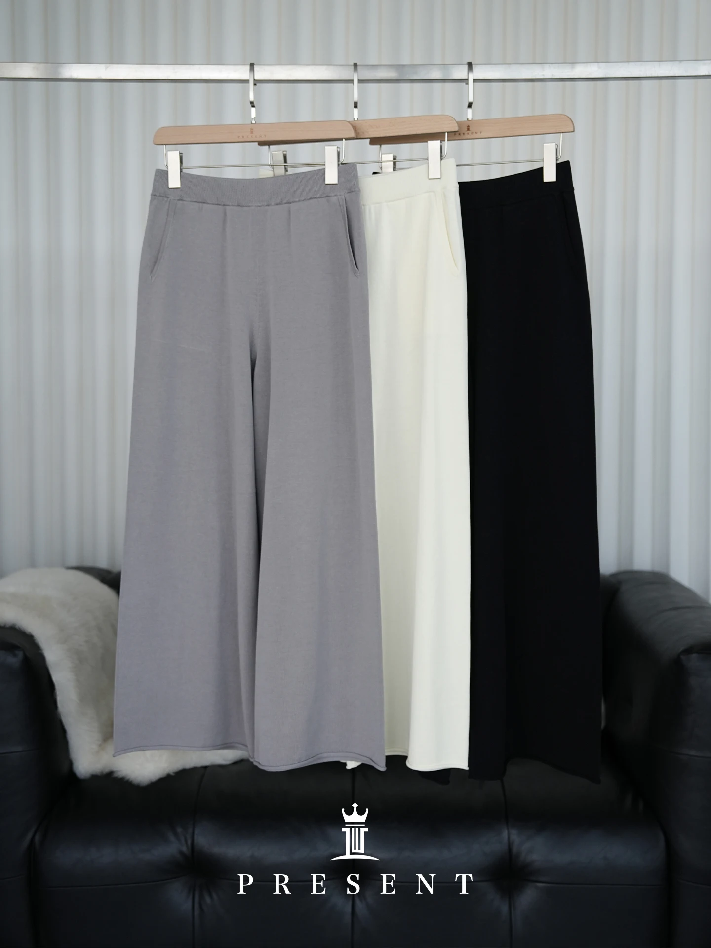 Loose Wide Leg Knitted Long Pants Women's Casual Spring New Thin Cotton Blend Elastic mid Waist Comfortable Fit Trousers
Loose Wide Leg Knitted Long Pants Women's Casual Spring New Thin Cotton Blend Elastic mid Waist Comfortable Fit Trousers