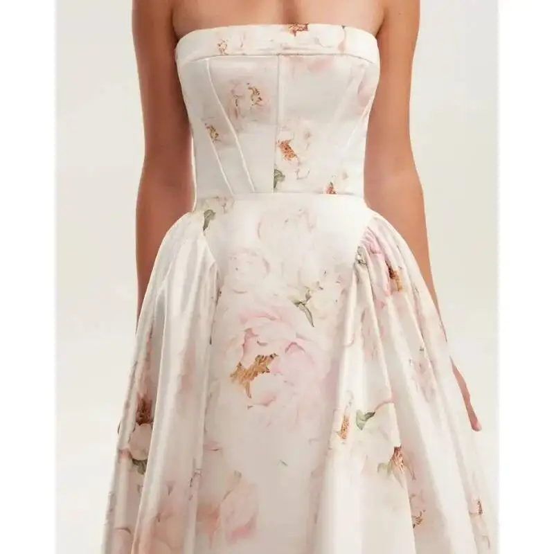 2026 Women's Strapless Print Ruched Waist Flared Maxi Dress Elegant Slimming Slim Fit Comfortable Casual Versatile Trendy Dress
2026 Women's Strapless Print Ruched Waist Flared Maxi Dress Elegant Slimming Slim Fit Comfortable Casual Versatile Trendy Dress