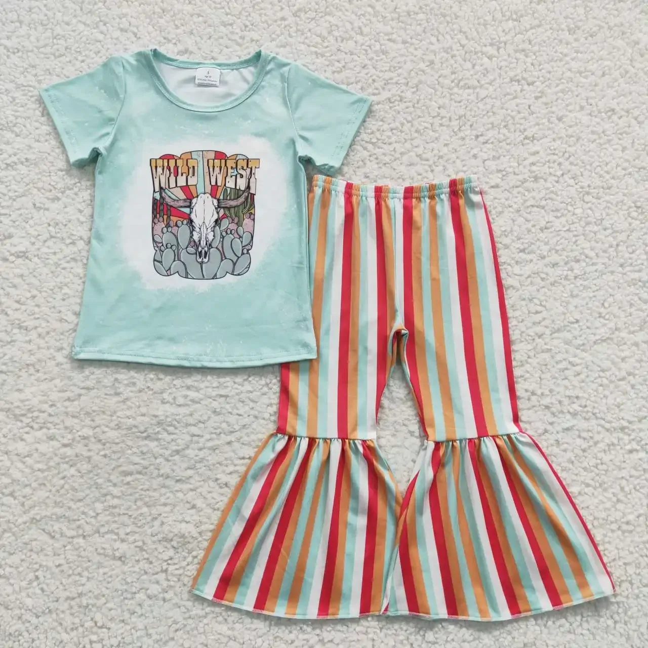 GSPO0657 Kids Clothes Set Short Sleeve Cow Print Top With Bell Bottom Pants Toddler Girl Outfits
GSPO0657 Kids Clothes Set Short Sleeve Cow Print Top With Bell Bottom Pants Toddler Girl Outfits