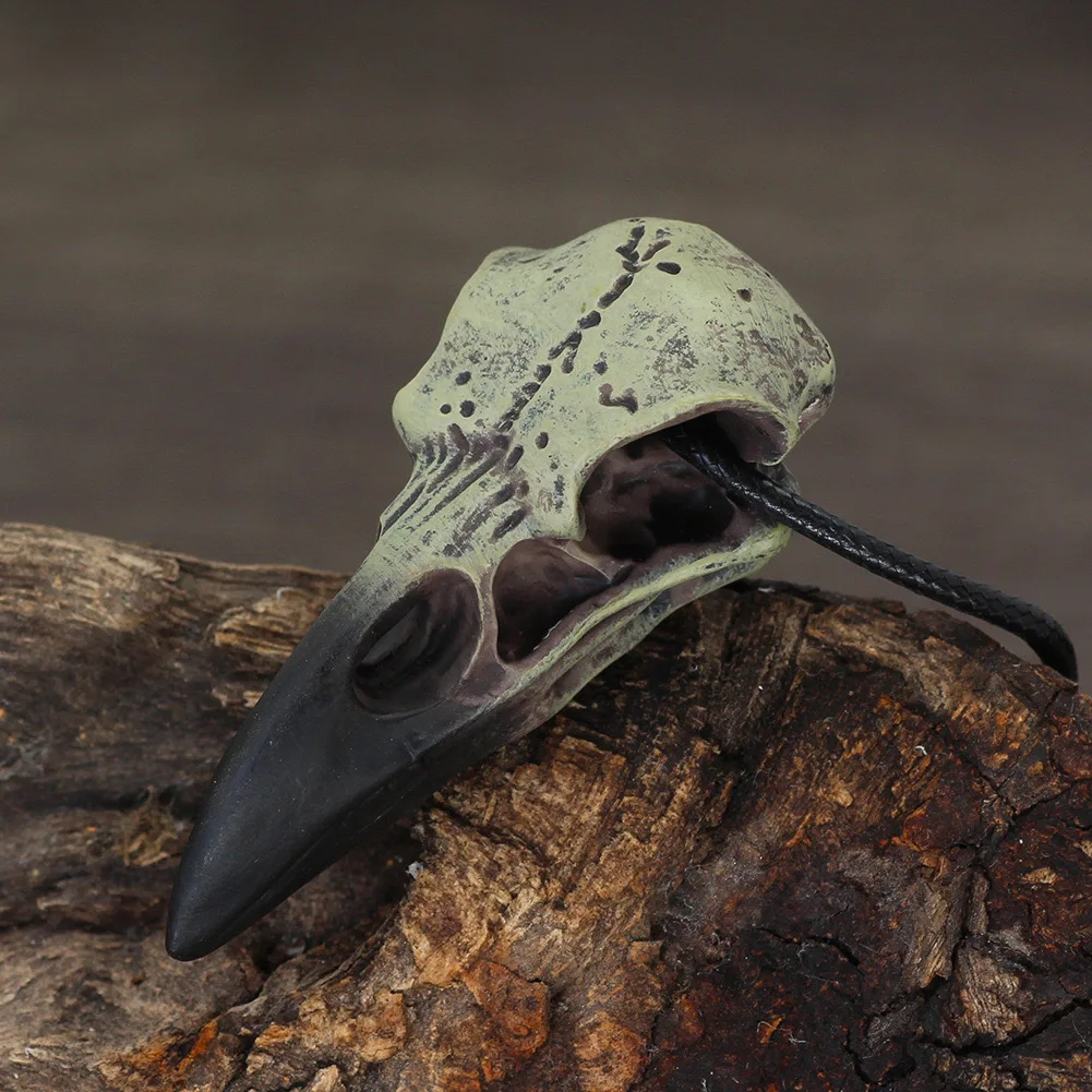 2047 Gothic Resin Raven Skull Hair Clip Necklace Dark Halloween Jewelry Gift for Women Men Bird Skull Pendant Gothic Style
2047 Gothic Resin Raven Skull Hair Clip Necklace Dark Halloween Jewelry Gift for Women Men Bird Skull Pendant Gothic Style