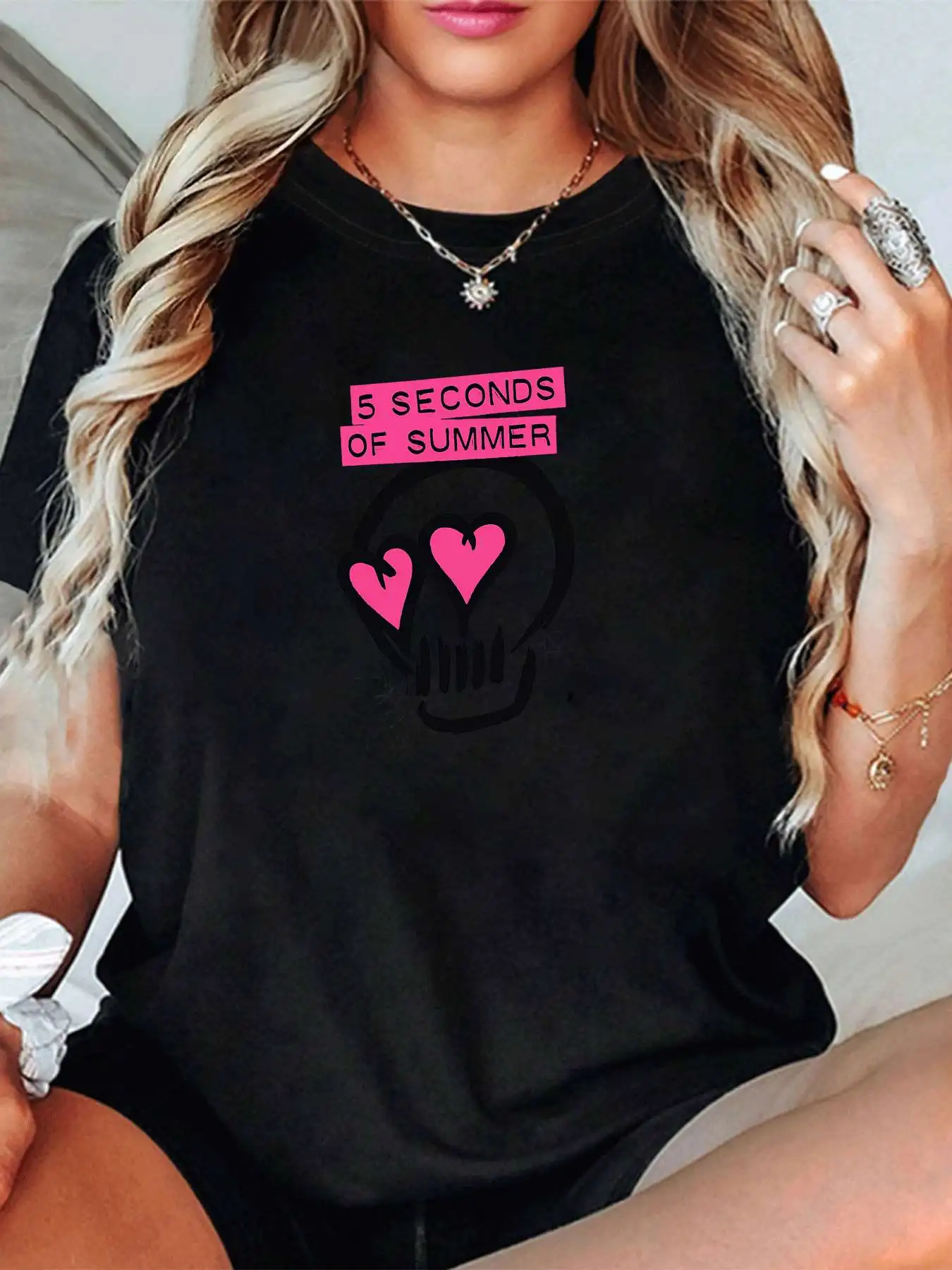 【114475】Розовая женская футболка с буквенным узором больших размеров с круглым вырезом и короткими рукавами, эластичными рукавами и модными принтами
【114475】Розовая женская футболка с буквенным узором больших размеров с круглым вырезом и короткими рукавами, эластичными рукавами и модными принтами