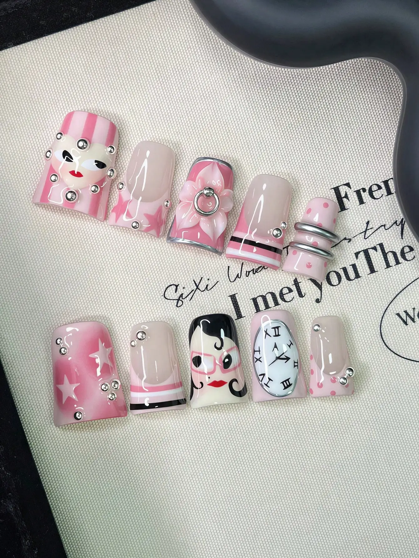 10pcs Y2K Style Nail Art Set, Handmade, Includes Pink, Black, Pink French Manicure, Handmade 3D Pink Flowers & 3D Silver Rings, Hand-Painted Pink Stripes & Girly Patterns, Hand-Painted Pink Polka Dots & Clock Designs, Shiny Silver Rings & Silver Rhineston
10pcs Y2K Style Nail Art Set, Handmade, Includes Pink, Black, Pink French Manicure, Handmade 3D Pink Flowers & 3D Silver Rings, Hand-Painted Pink Stripes & Girly Patterns, Hand-Painted Pink Polka Dots & Clock Designs, Shiny Silver Rings & Silver Rhineston