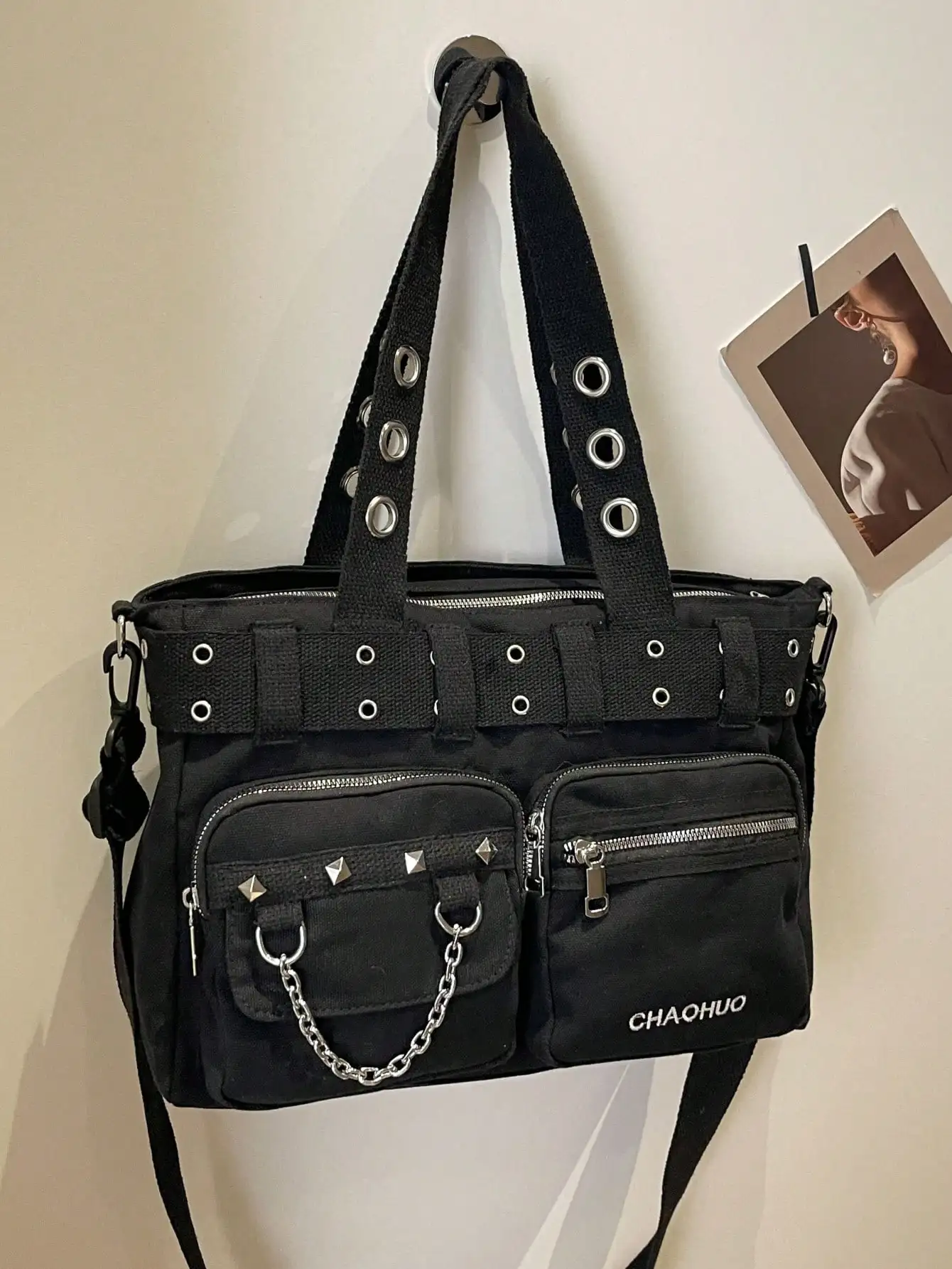 2024 Spring New Casual Punk Rock Inspired Large Cloth Tote Bag, Nylon Fabric Shoulder & Crossbody Bag
2024 Spring New Casual Punk Rock Inspired Large Cloth Tote Bag, Nylon Fabric Shoulder & Crossbody Bag