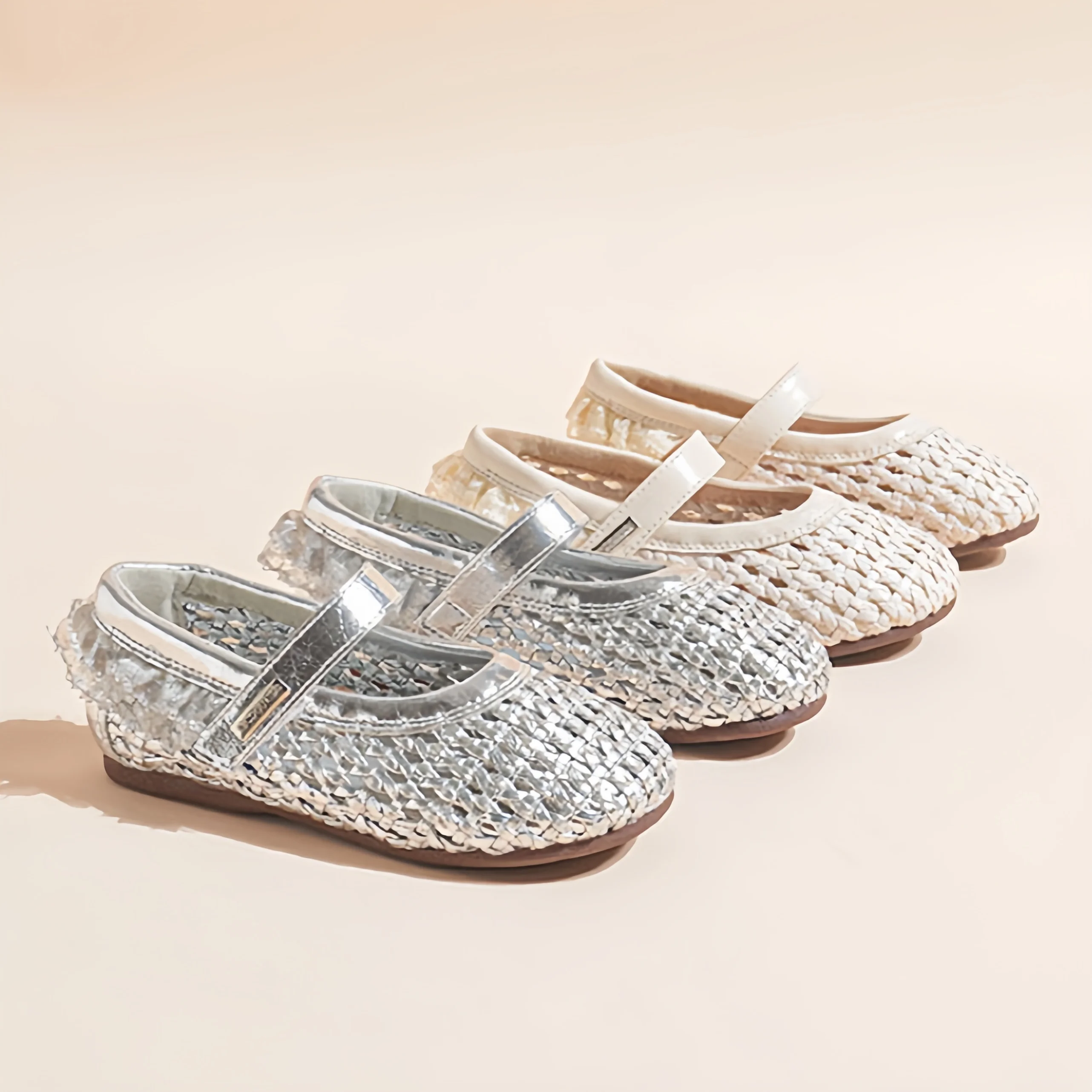 Girls Woven Mary Janes Hollow Out Flats Round Toe Breathable Princess Shoes Kids Party Student Shoes
Girls Woven Mary Janes Hollow Out Flats Round Toe Breathable Princess Shoes Kids Party Student Shoes