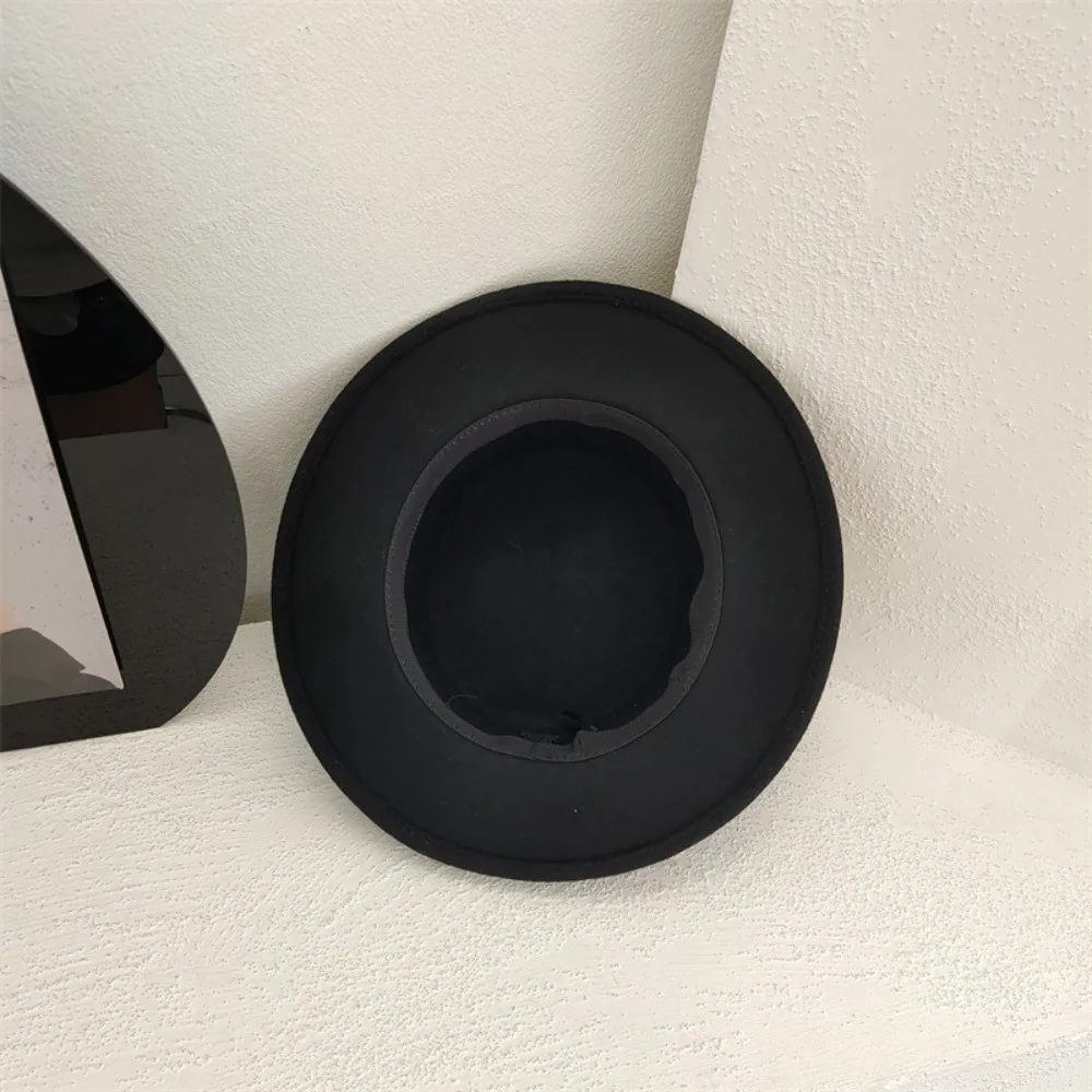 Stage Accessories Vintage Looking Woolen Jazz Cap Versatile Flat British Top Hat Retro Warmer Woolen Formal Hat Lady
Stage Accessories Vintage Looking Woolen Jazz Cap Versatile Flat British Top Hat Retro Warmer Woolen Formal Hat Lady