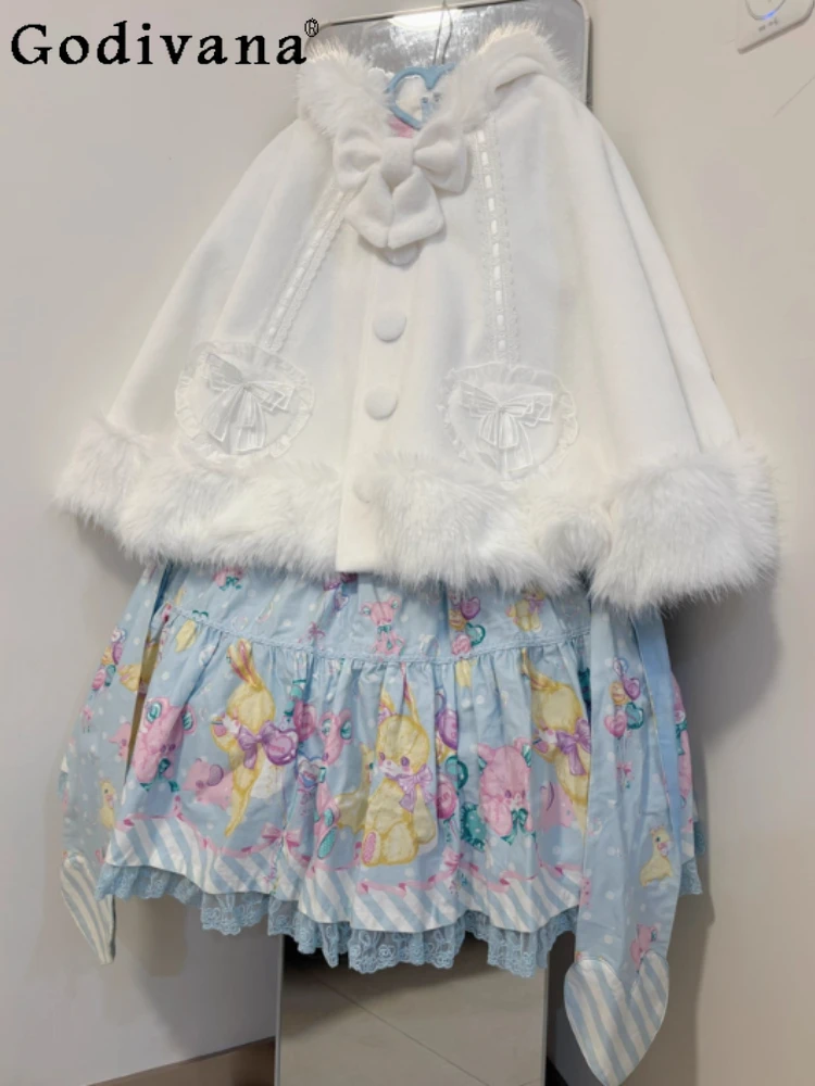 Оригинальная японская шерстяная накидка в стиле Лолиты для девочек, милая милая кукла, универсальное зимнее утолщенное теплое плюшевое шерстяное пальто
Оригинальная японская шерстяная накидка в стиле Лолиты для девочек, милая милая кукла, универсальное зимнее утолщенное теплое плюшевое шерстяное пальто