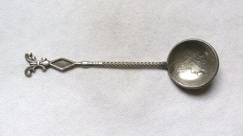 Type:#5  Russia COINS SPOONS,Coins are random.