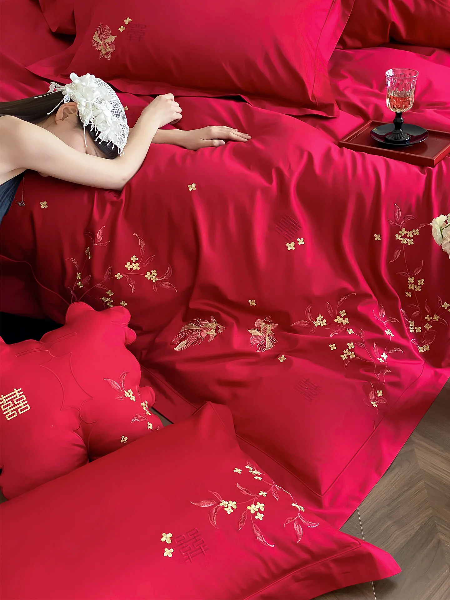 Pure Cotton Embroidered Long Velvet Wedding Bedding Set Golden Branch And Jade Le Design New Couple Celebration Four Piece Set
Pure Cotton Embroidered Long Velvet Wedding Bedding Set Golden Branch And Jade Le Design New Couple Celebration Four Piece Set