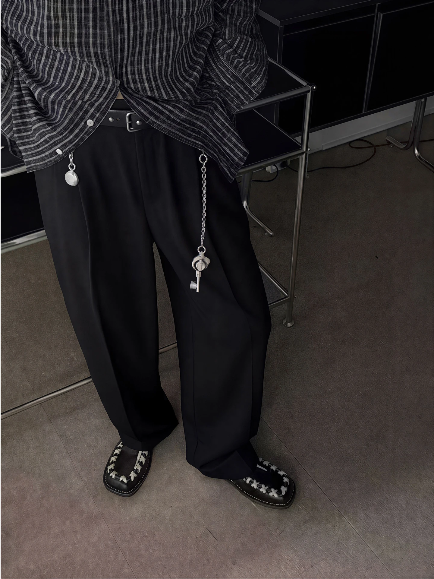 American High Street Summer Ice Silk Thin Pure Color Casual Pants Men 2026 New Trendy Brand Lazy Loose Wide Leg Pants
American High Street Summer Ice Silk Thin Pure Color Casual Pants Men 2026 New Trendy Brand Lazy Loose Wide Leg Pants