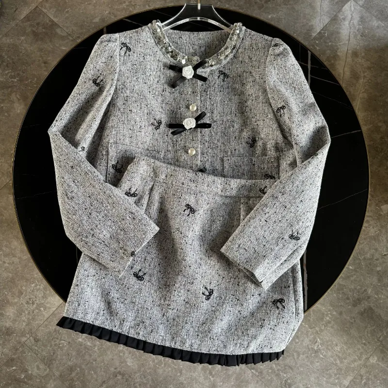 2024 Fall Winter French Small Fragrance 2 Piece Sets Women Outfit Fashion Buttons Pockets Jacket Coat + Skirt Two Piece Suits
2024 Fall Winter French Small Fragrance 2 Piece Sets Women Outfit Fashion Buttons Pockets Jacket Coat + Skirt Two Piece Suits