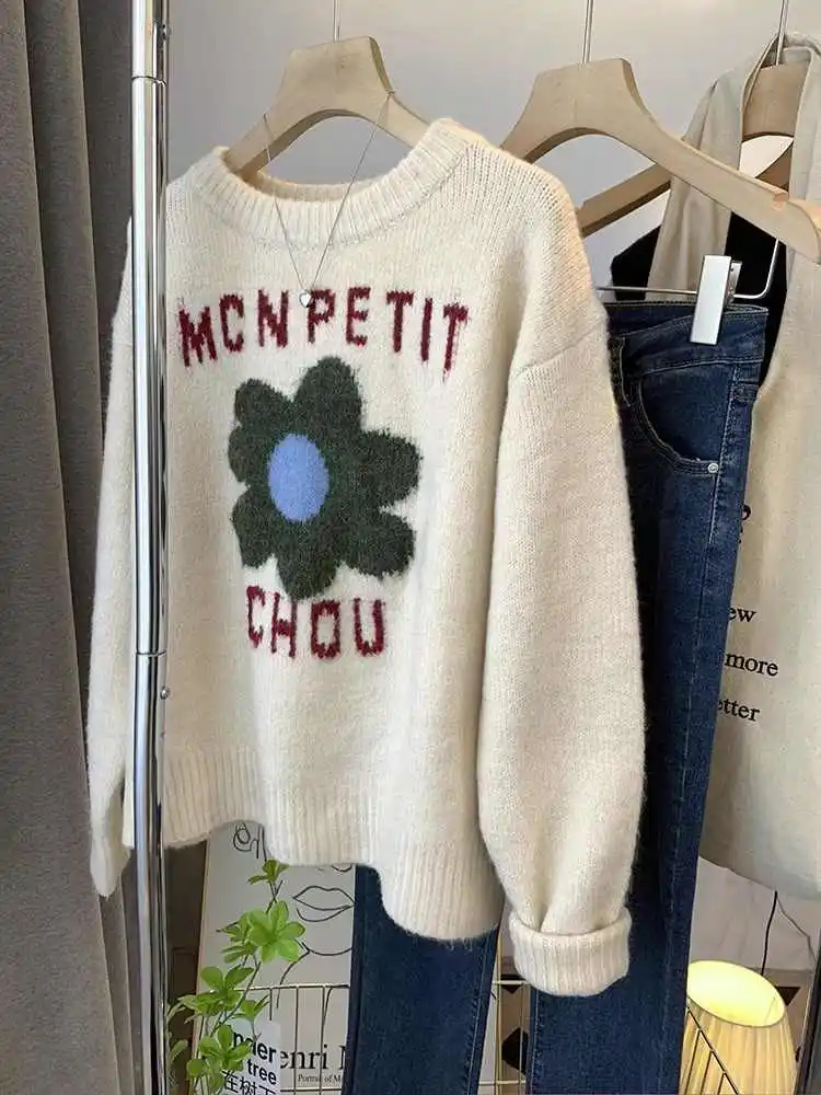 Autumn Winter Floral Letter Sweater For Women 2024 New O-Neck Long Sleeved Warm Pullovers Ladies Casual Base Knitted Outerwears
Autumn Winter Floral Letter Sweater For Women 2024 New O-Neck Long Sleeved Warm Pullovers Ladies Casual Base Knitted Outerwears