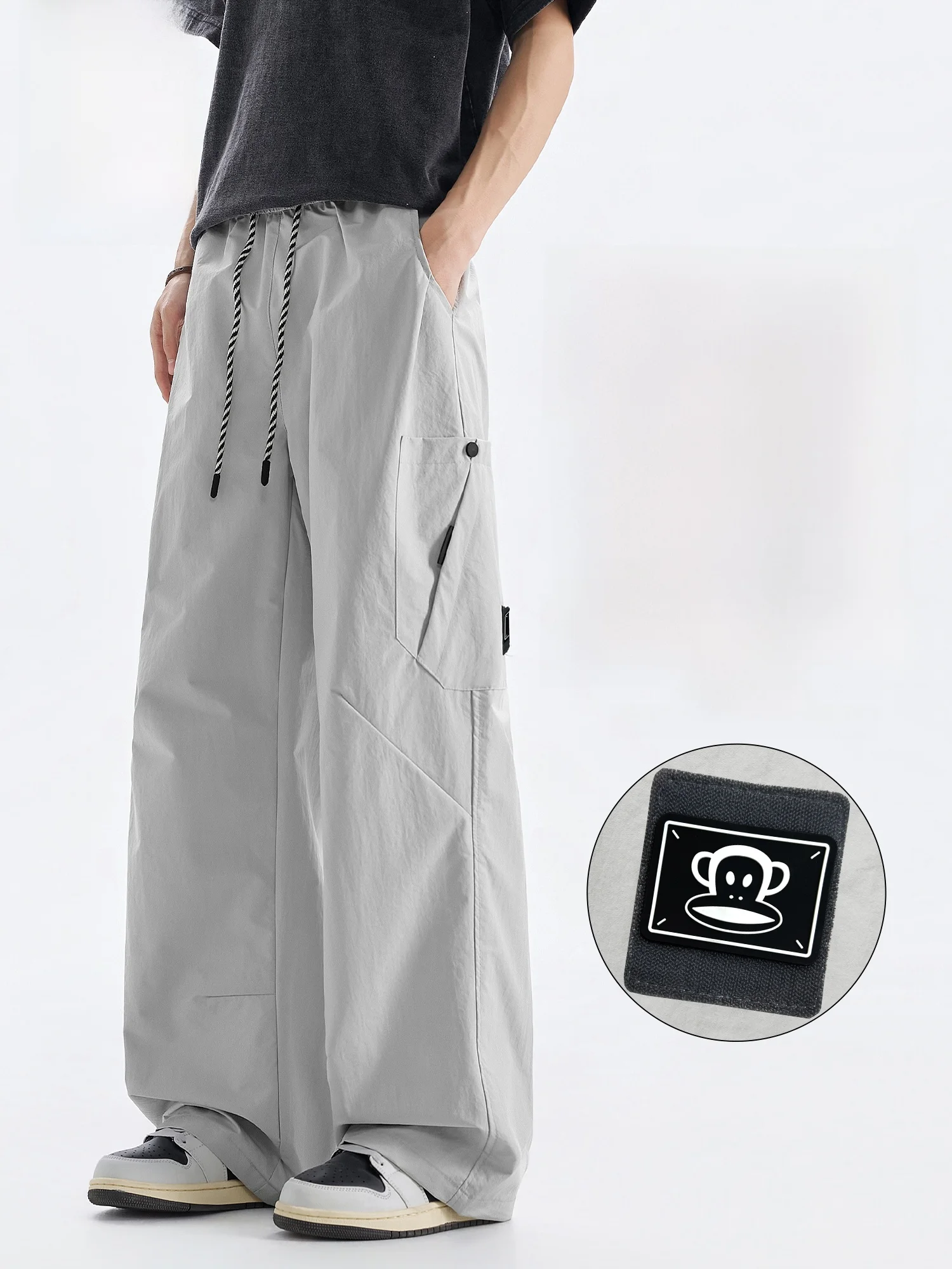 Мужские повседневные брюки-карго Paul Frank свободного кроя для активного отдыха, весенние, с широкими штанинами, средней посадкой, из полиэстера, в американском стиле
Мужские повседневные брюки-карго Paul Frank свободного кроя для активного отдыха, весенние, с широкими штанинами, средней посадкой, из полиэстера, в американском стиле