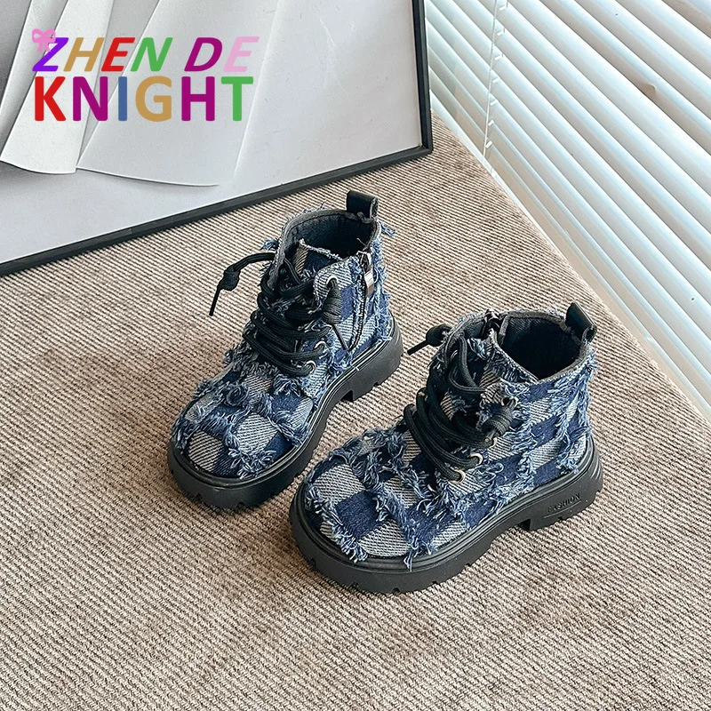 Осенне-зимние детские ботинки в британском стиле, джинсовые кожаные короткие ботильоны с круглым носком и боковой молнией для мальчиков и девочек
Осенне-зимние детские ботинки в британском стиле, джинсовые кожаные короткие ботильоны с круглым носком и боковой молнией для мальчиков и девочек