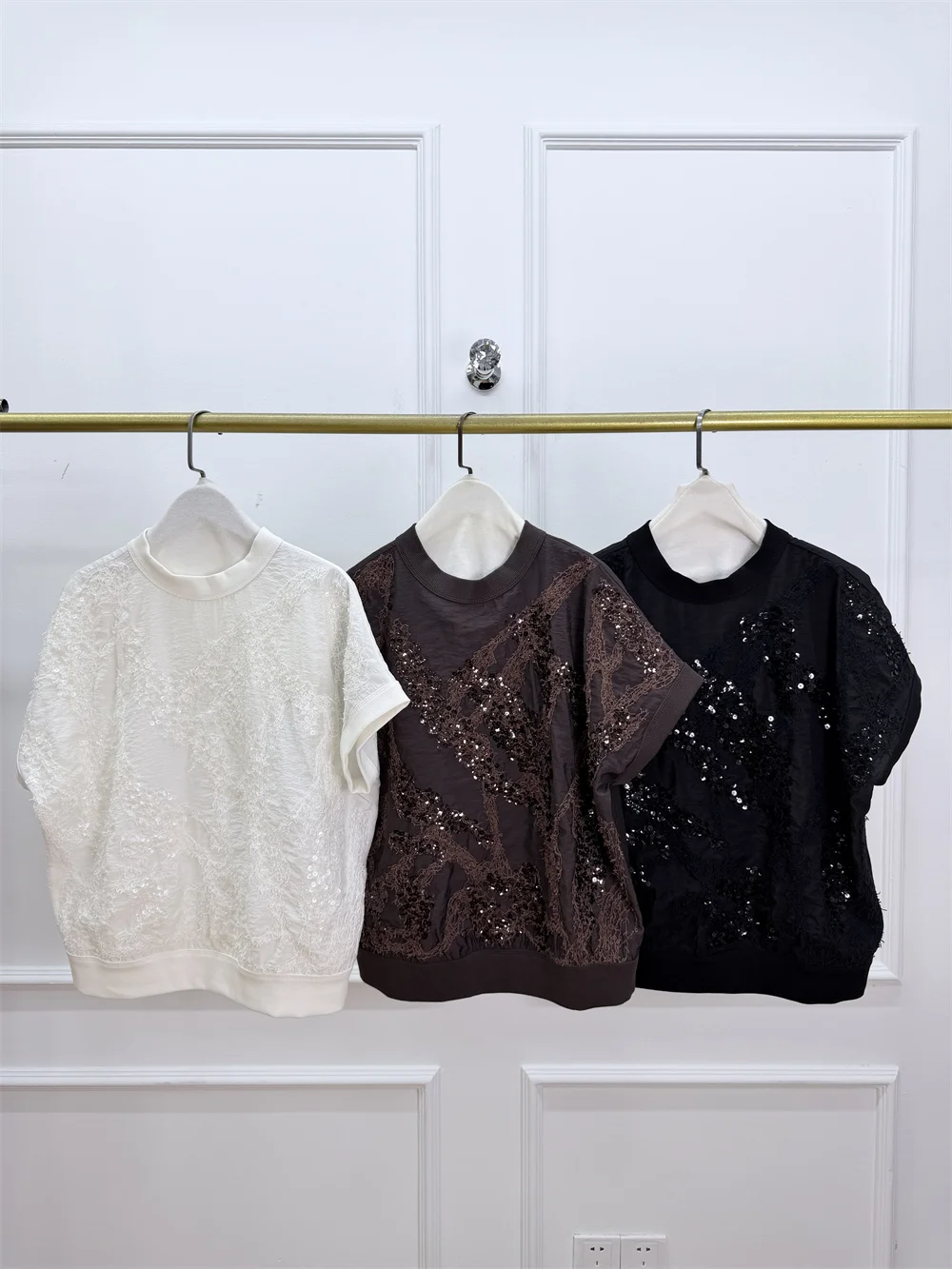 Crew Neck Sequin T-Shirt Fashion Top For Women 2026 Summer Clothing
Crew Neck Sequin T-Shirt Fashion Top For Women 2026 Summer Clothing