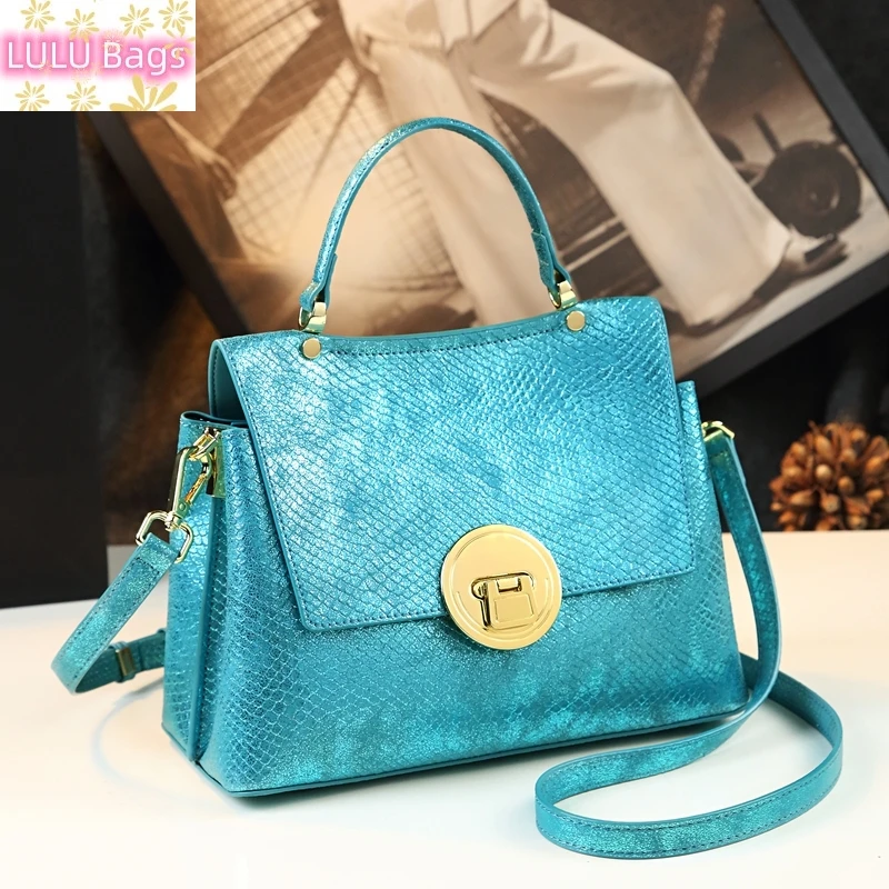 Genuine Leather Women's Bag 2023 Trend Luxury Designer Ladies Handbags Small Shoulder Crossbody Bag Laser Craft Top Handle Bags
Genuine Leather Women's Bag 2023 Trend Luxury Designer Ladies Handbags Small Shoulder Crossbody Bag Laser Craft Top Handle Bags