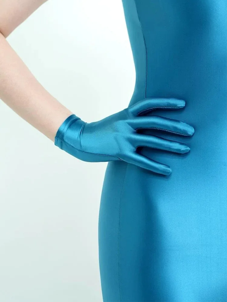 Эластичный, блестящий шелковистый спандекс, потому что 2D-этикет для демонстрации ювелирных изделий, разноцветные короткие перчатки
Эластичный, блестящий шелковистый спандекс, потому что 2D-этикет для демонстрации ювелирных изделий, разноцветные короткие перчатки