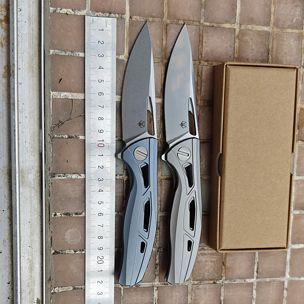 JUFULE Bear Head CDX F7 Ceramic Bearing Titanium Handle Mark M390 Logo Tactical Camping Hunting EDC Tool Folding Blade Knife
JUFULE Bear Head CDX F7 Ceramic Bearing Titanium Handle Mark M390 Logo Tactical Camping Hunting EDC Tool Folding Blade Knife