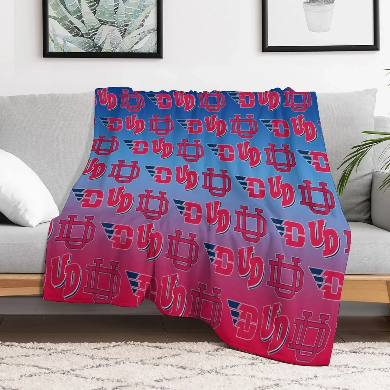 University of Dayton - Red White and Blue Throw Blanket Decorative Throw For Decorative Sofa warm winter Thin Blankets
University of Dayton - Red White and Blue Throw Blanket Decorative Throw For Decorative Sofa warm winter Thin Blankets