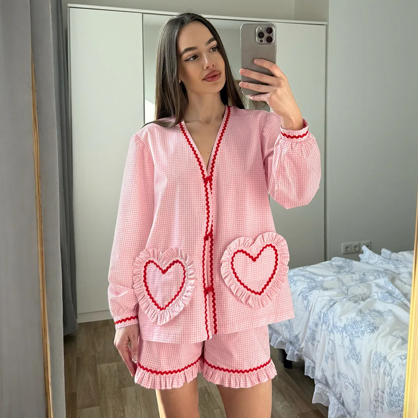 2026 Pajamas Spring and Summer New Valentine's Day Long-sleeved Shorts Two-piece Loungewear
2026 Pajamas Spring and Summer New Valentine's Day Long-sleeved Shorts Two-piece Loungewear