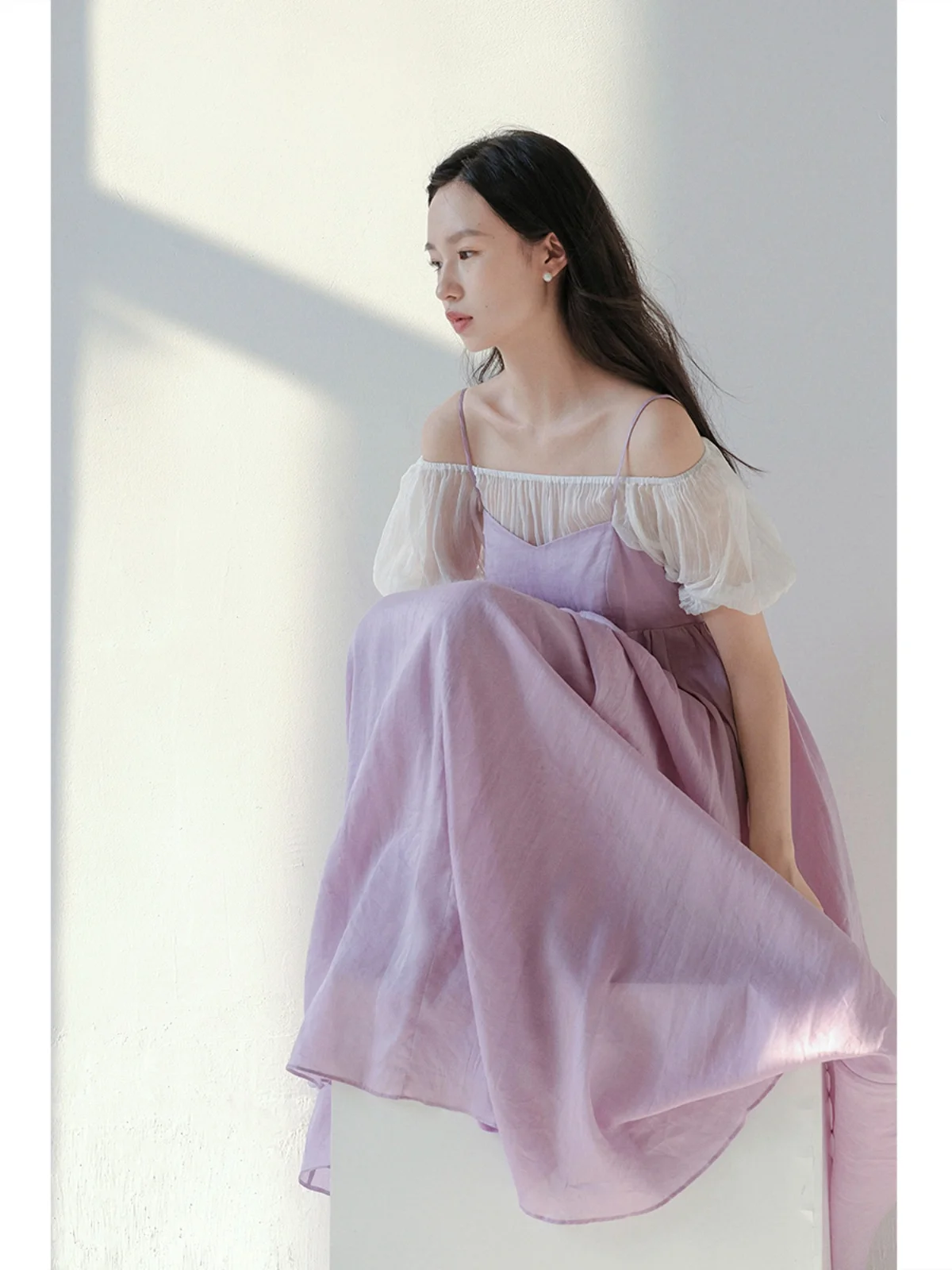 Ele White Silk Blouse with Bubble Sves for Women Simple Commute Sle Pure Color Five-Quarter Length Loose Fit Top
Ele White Silk Blouse with Bubble Sves for Women Simple Commute Sle Pure Color Five-Quarter Length Loose Fit Top