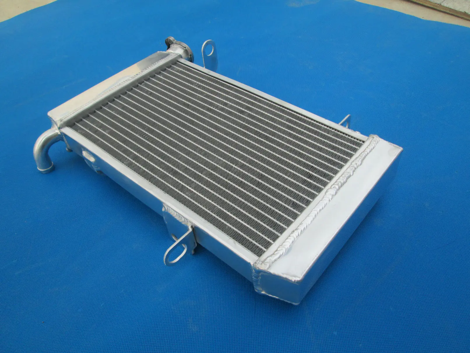 Aluminum Radiator For 2003 2004 2005 2006 2007 2008 2003-2008 Suzuki Quadsport Z400 LTZ400 KFX400 DVX400
Aluminum Radiator For 2003 2004 2005 2006 2007 2008 2003-2008 Suzuki Quadsport Z400 LTZ400 KFX400 DVX400