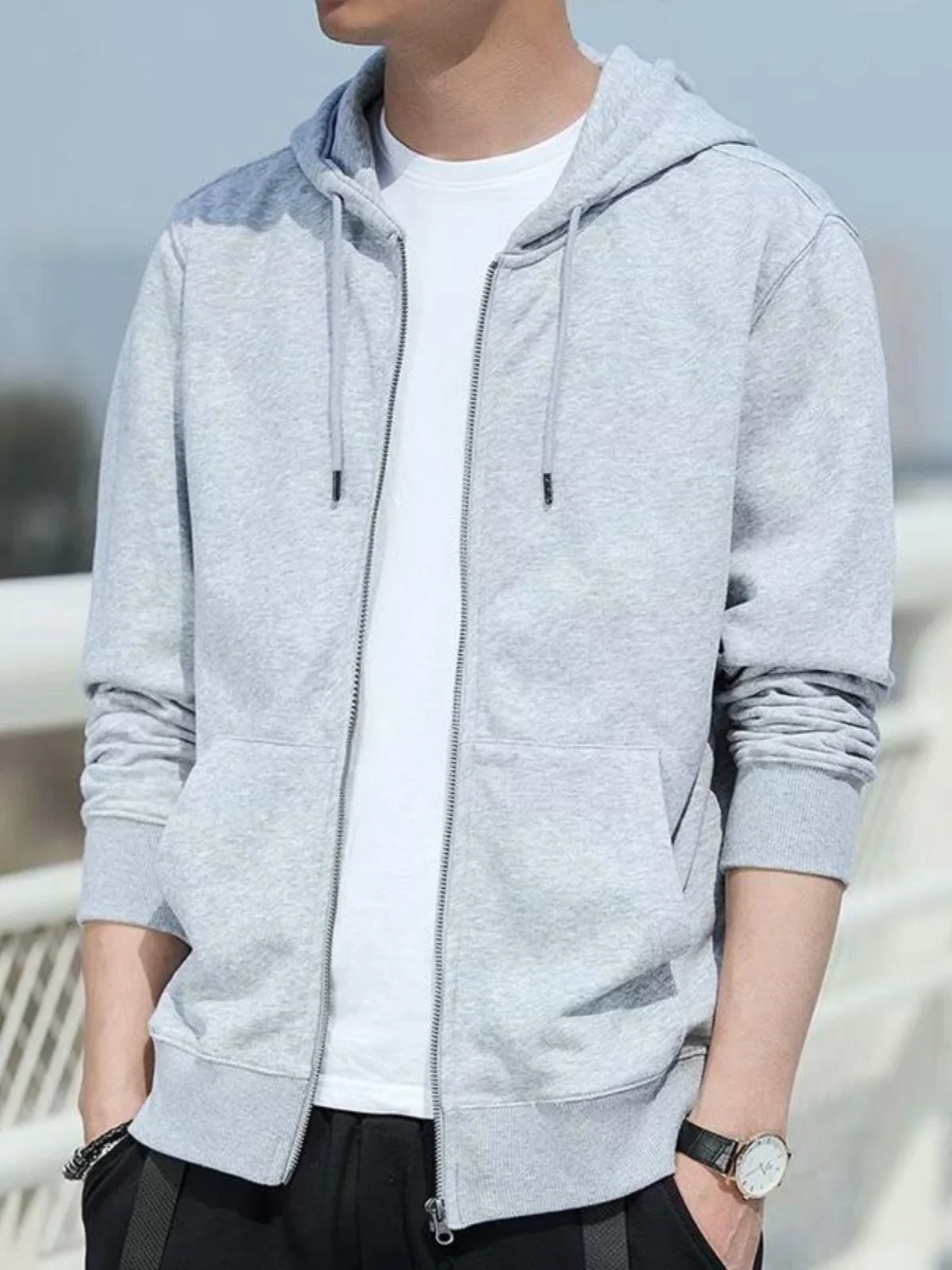 Мужской кардиган с капюшоном на молнии, на флисовой подкладке, из чистого хлопка, повседневный, свободного кроя, осенне-зимний, модный, молодежный
Мужской кардиган с капюшоном на молнии, на флисовой подкладке, из чистого хлопка, повседневный, свободного кроя, осенне-зимний, модный, молодежный