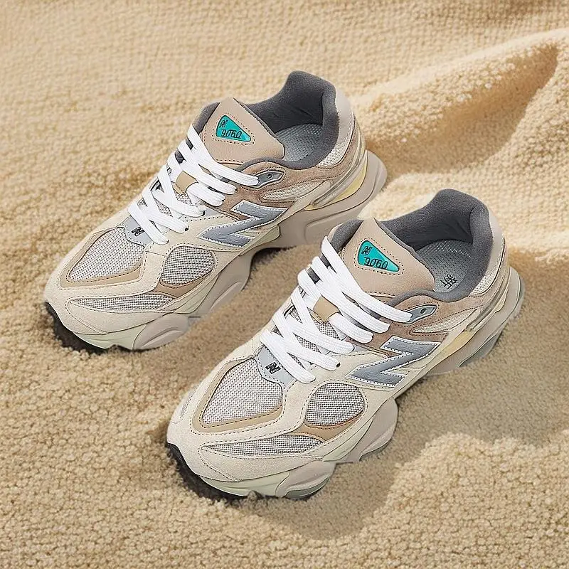 2024 New Versatile Retro Sports Dad Shoes for Men and Women Couples with Elephant Hooves and Elevated Running Shoes
2024 New Versatile Retro Sports Dad Shoes for Men and Women Couples with Elephant Hooves and Elevated Running Shoes
