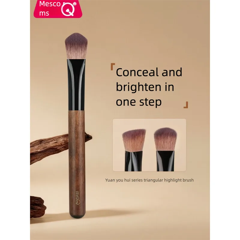 MSQ Round Club Series Triangular Highlight Brightening Iron Concealer Contouring Brush, Makeup Brush
MSQ Round Club Series Triangular Highlight Brightening Iron Concealer Contouring Brush, Makeup Brush
