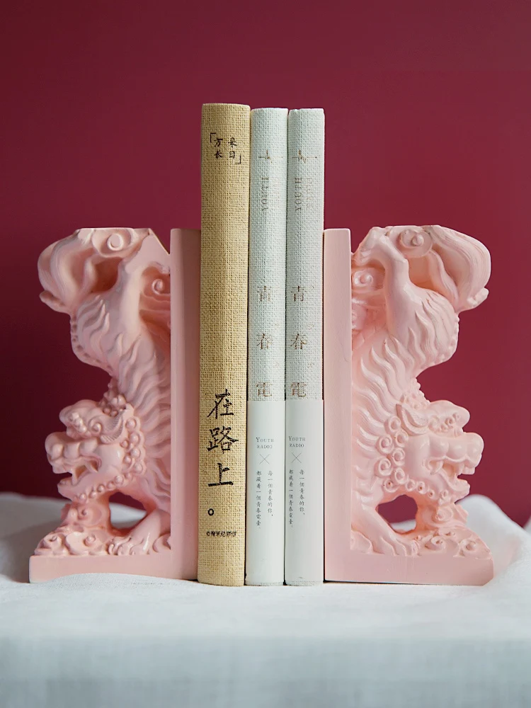 Книга дракона розового единорога от учебы, мягкое украшение, художественное украшение
Книга дракона розового единорога от учебы, мягкое украшение, художественное украшение