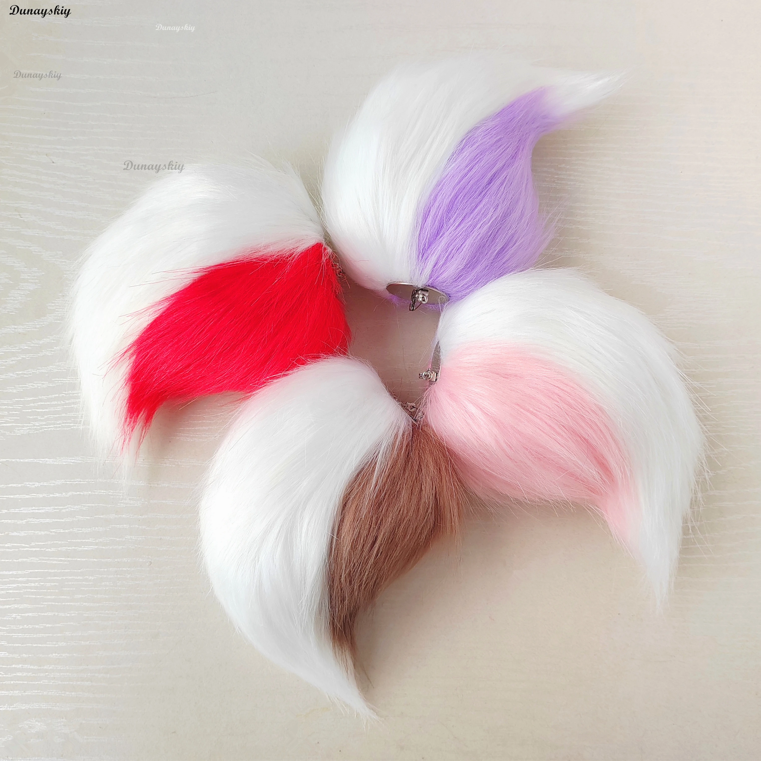 New Handmade JK Rabbit Tail Alastor Cosplay Props Simulation Faux Fur Tails Plush Fox Cat Halloween Accessories Multiple Colors
New Handmade JK Rabbit Tail Alastor Cosplay Props Simulation Faux Fur Tails Plush Fox Cat Halloween Accessories Multiple Colors