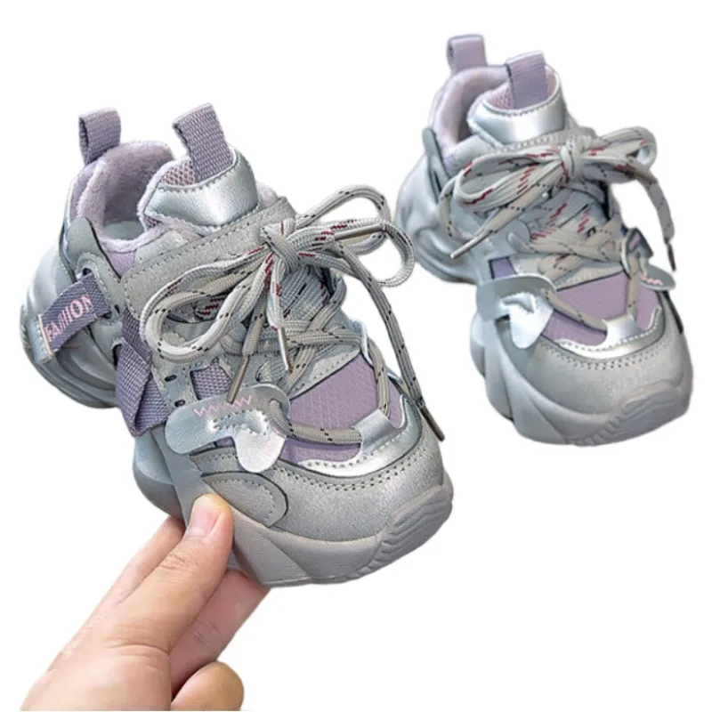 Children's sports shoes winter new with plush warm dad shoes 2025 new popular boys girls' student running shoes 21-30
Children's sports shoes winter new with plush warm dad shoes 2025 new popular boys girls' student running shoes 21-30