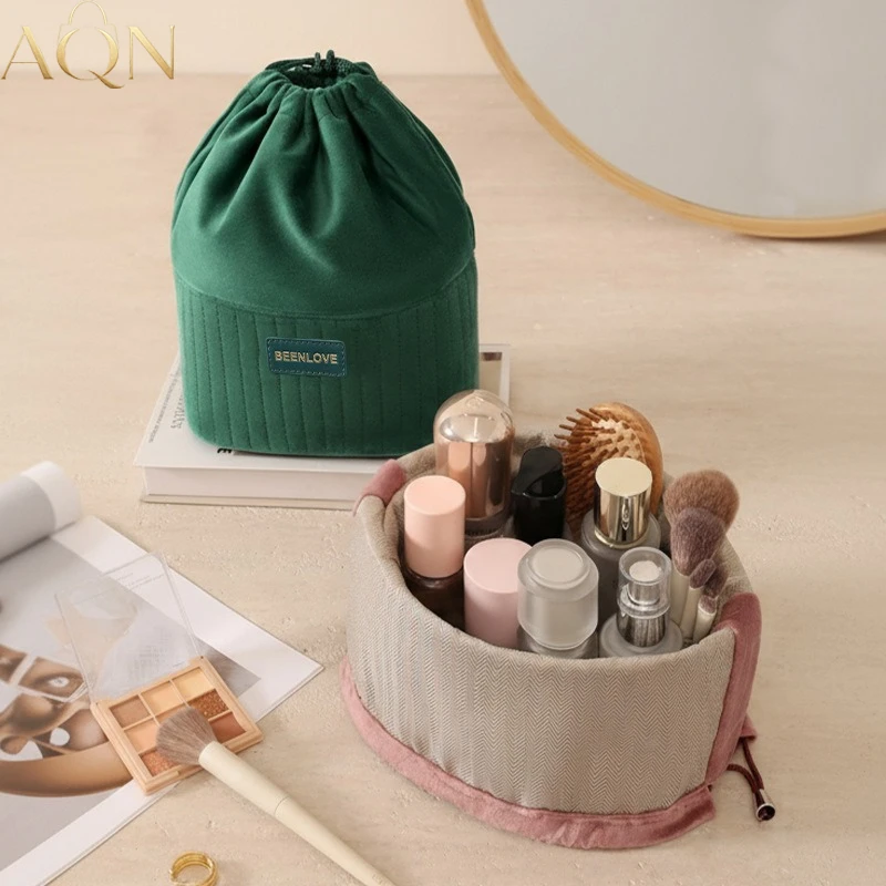 AQN Velvet Makeup Bag Portable Multifunctional Cosmetic Travel Organizer with Fashionable Soft Organizer Makeup Bag Makeup Case
AQN Velvet Makeup Bag Portable Multifunctional Cosmetic Travel Organizer with Fashionable Soft Organizer Makeup Bag Makeup Case