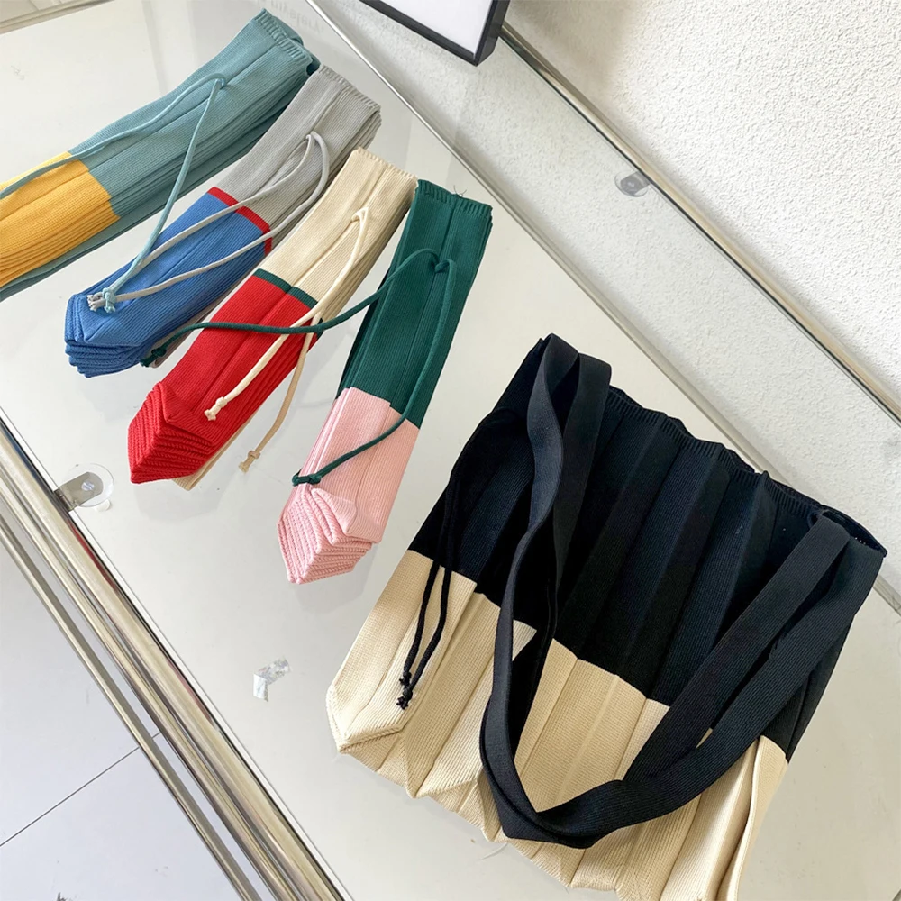 Pleats Crochet Tote Bag Retro Large Capacity Reusable Knitted Handbags Casual Braid Travel Bag Women
Pleats Crochet Tote Bag Retro Large Capacity Reusable Knitted Handbags Casual Braid Travel Bag Women