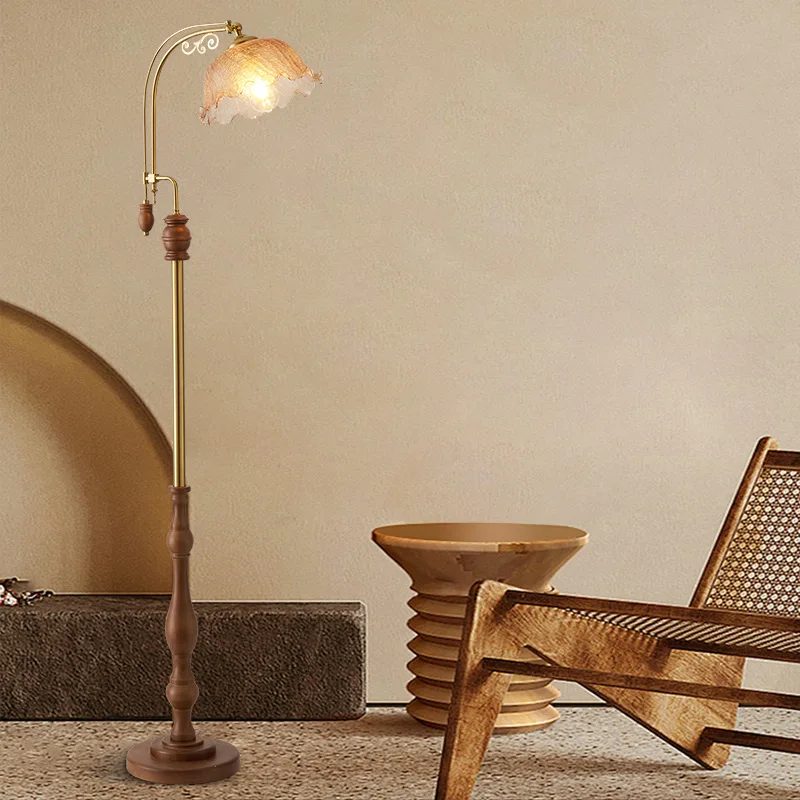 Medieval, floor lamp, French, atmosphere, high sense, bedroom, medieval, simple
Medieval, floor lamp, French, atmosphere, high sense, bedroom, medieval, simple