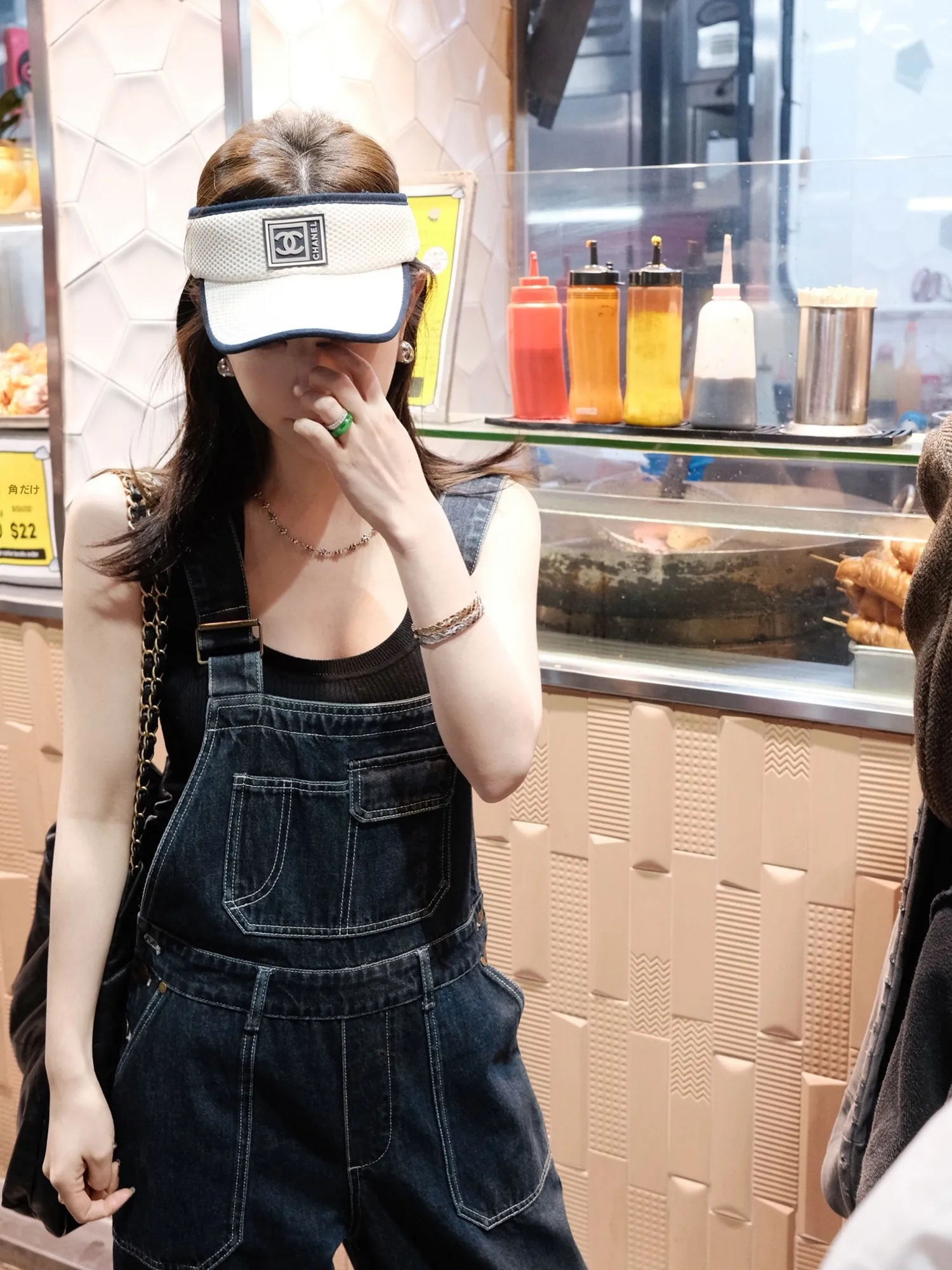 Lilylikes High Quality Plain Weave Denim Overalls Vintage Heavy Duty Cotton Natural Waist Spring Summer Ladies Loose Fit
Lilylikes High Quality Plain Weave Denim Overalls Vintage Heavy Duty Cotton Natural Waist Spring Summer Ladies Loose Fit