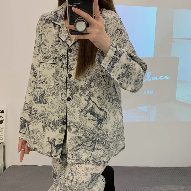 Women's Ice Silk Long Sve Spwear Thin Home Clothes Set Autumn New Sle Premium Feel Calf Length Summer Thin Set
Women's Ice Silk Long Sve Spwear Thin Home Clothes Set Autumn New Sle Premium Feel Calf Length Summer Thin Set