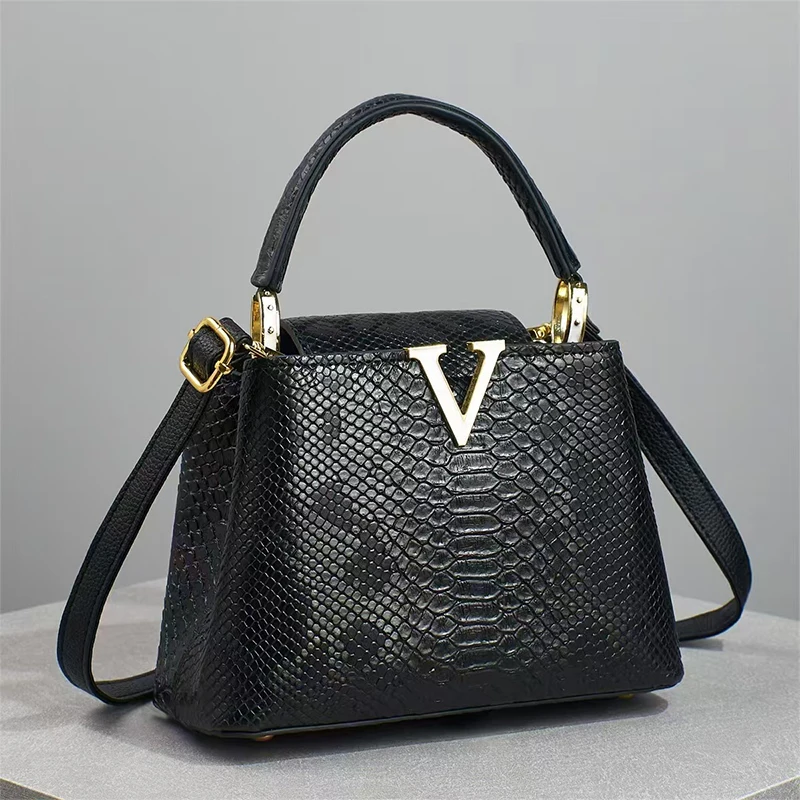 Luxury Ostrich Pattern Genuine Leather Handbag For Women High Quality Ladies Shoulder Bag Brand Design Females Crossbody Bag
Luxury Ostrich Pattern Genuine Leather Handbag For Women High Quality Ladies Shoulder Bag Brand Design Females Crossbody Bag