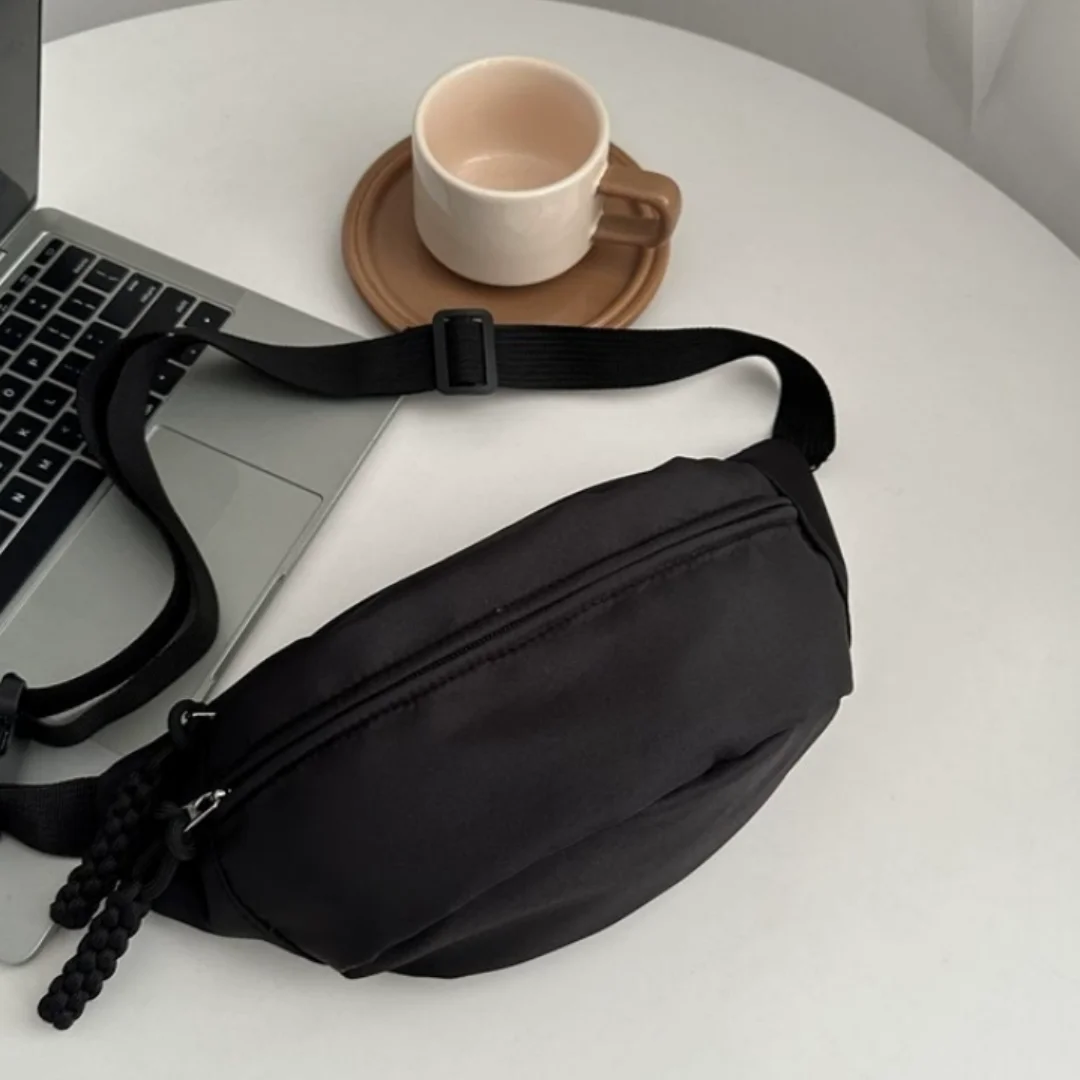 2026 New Style Leisure Sport Purse Suitable for Both Men and Women, Perfect for Commuting and Outdoor Use
2026 New Style Leisure Sport Purse Suitable for Both Men and Women, Perfect for Commuting and Outdoor Use