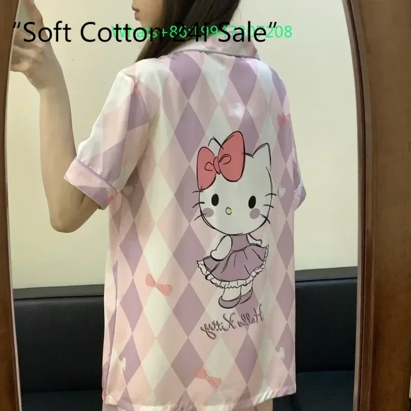 Новинка 2023 года, милые женские пижамы фиолетового цвета Hello Kitty, свободный комплект из двух предметов, шорты с короткими рукавами, повседневная одежда Hello Kitty для дома
Новинка 2023 года, милые женские пижамы фиолетового цвета Hello Kitty, свободный комплект из двух предметов, шорты с короткими рукавами, повседневная одежда Hello Kitty для дома