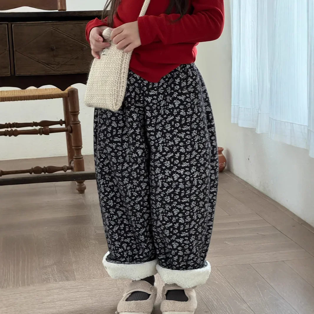 Girls Pants 2024 Winter New Childrens Wear Korean Style Baby Girl Plus Fleece Thick Loose Vintage Floral Pants Casual Simple
Girls Pants 2024 Winter New Childrens Wear Korean Style Baby Girl Plus Fleece Thick Loose Vintage Floral Pants Casual Simple