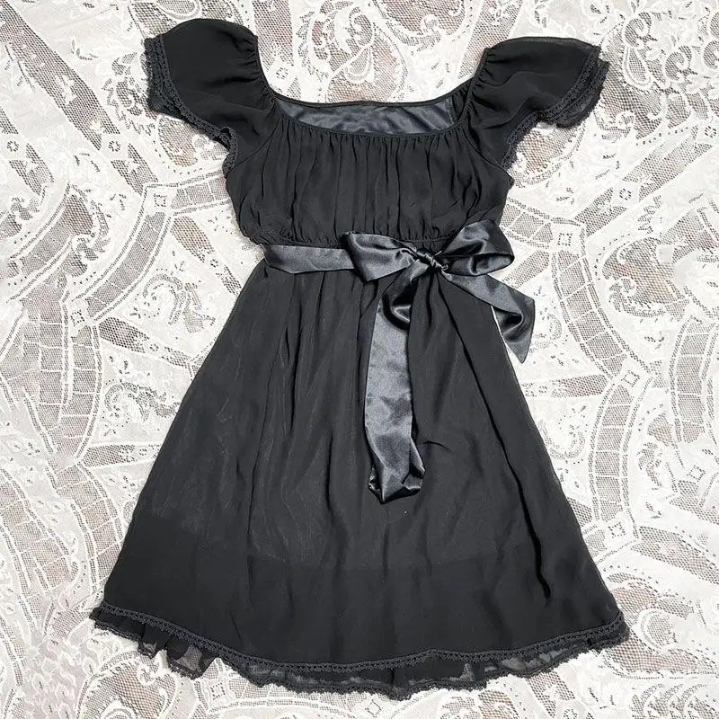 In The Summer of 2026, The New Sexy Bow Decoration Waist and Thin Lace Splicing Dress Women
In The Summer of 2026, The New Sexy Bow Decoration Waist and Thin Lace Splicing Dress Women