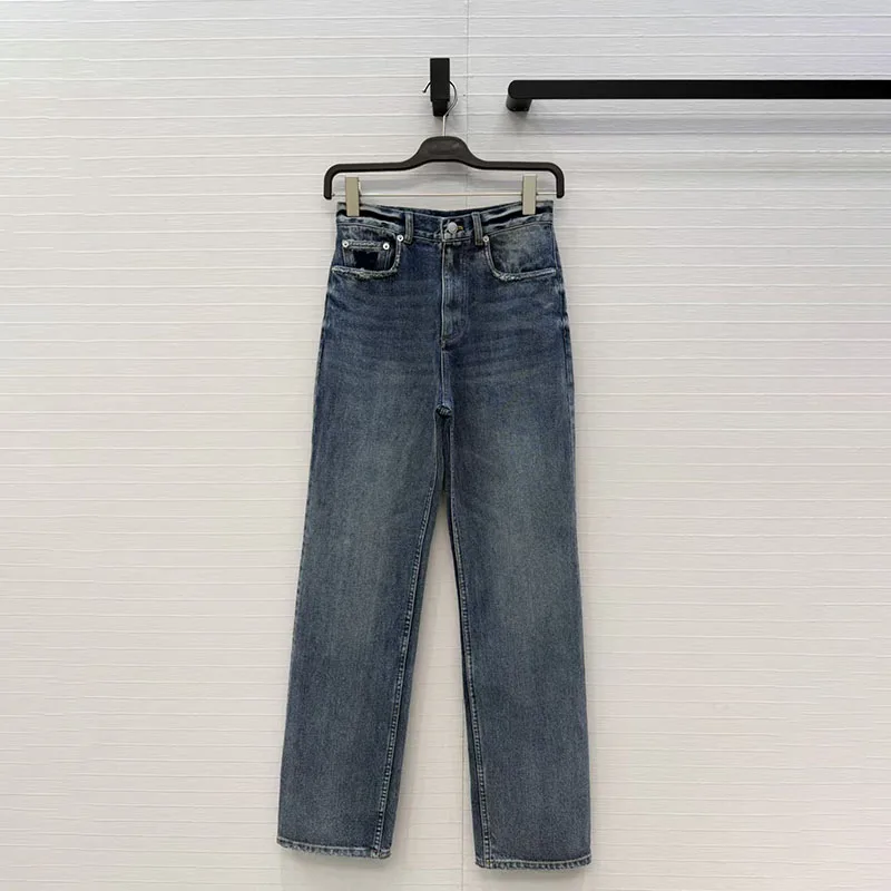 Women's Washed Jeans, Fashion Vintage Frayed Straight-leg Pants, High Quality Commuter Versatile Pants, 2026, New, y2k;
Women's Washed Jeans, Fashion Vintage Frayed Straight-leg Pants, High Quality Commuter Versatile Pants, 2026, New, y2k;