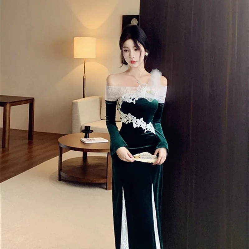One shoulder long sleeved dress for women 2024 autumn and winter new lace patchwork fish tail long high-end elegant dress
One shoulder long sleeved dress for women 2024 autumn and winter new lace patchwork fish tail long high-end elegant dress