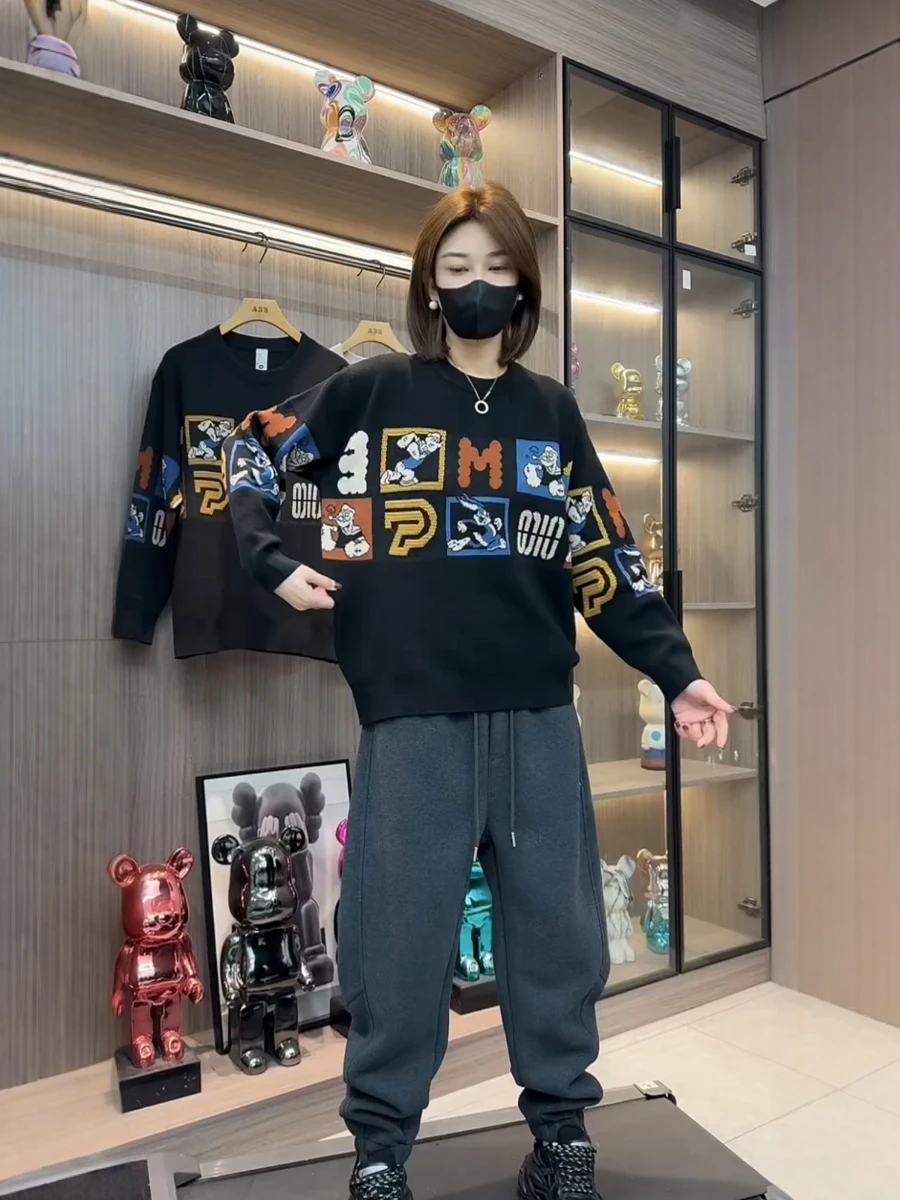 2025 Autumn Winter New Men's Faionable Knitted Sweater Couple Sle Cartoon Pattern Warm Top All-Match Long Sve round Ne
2025 Autumn Winter New Men's Faionable Knitted Sweater Couple Sle Cartoon Pattern Warm Top All-Match Long Sve round Ne